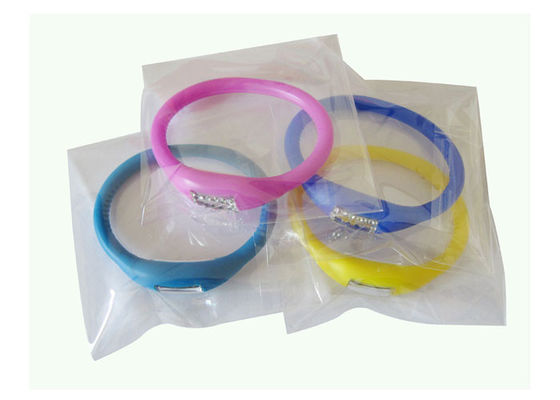 El deporte llevado mezcla del reloj de Digitaces del silicón modifica para requisitos particulares con el logotipo, banda de la pulsera