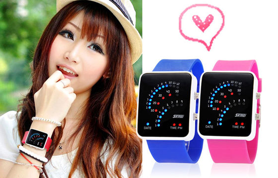 Black 12 / 24 Hour LED Digital Wrist Watch Alloy Case For Teenage