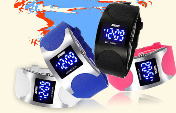 Customized Teenage Digital Wrist Watch Black Band With LED Movement