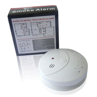 電池式の煙探知器 EN14604 の火災警報