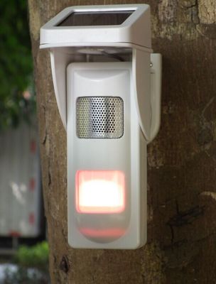 Solar Alarm PIR Detector With Sound and Light Alert No Trespassing