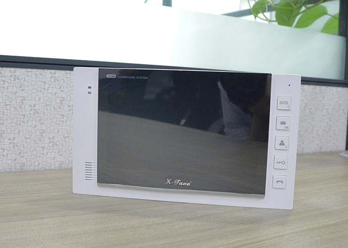 Sistemas al aire libre de aluminio integrados de la entrada de puerta del teléfono video de la estación con 2,4" pantalla